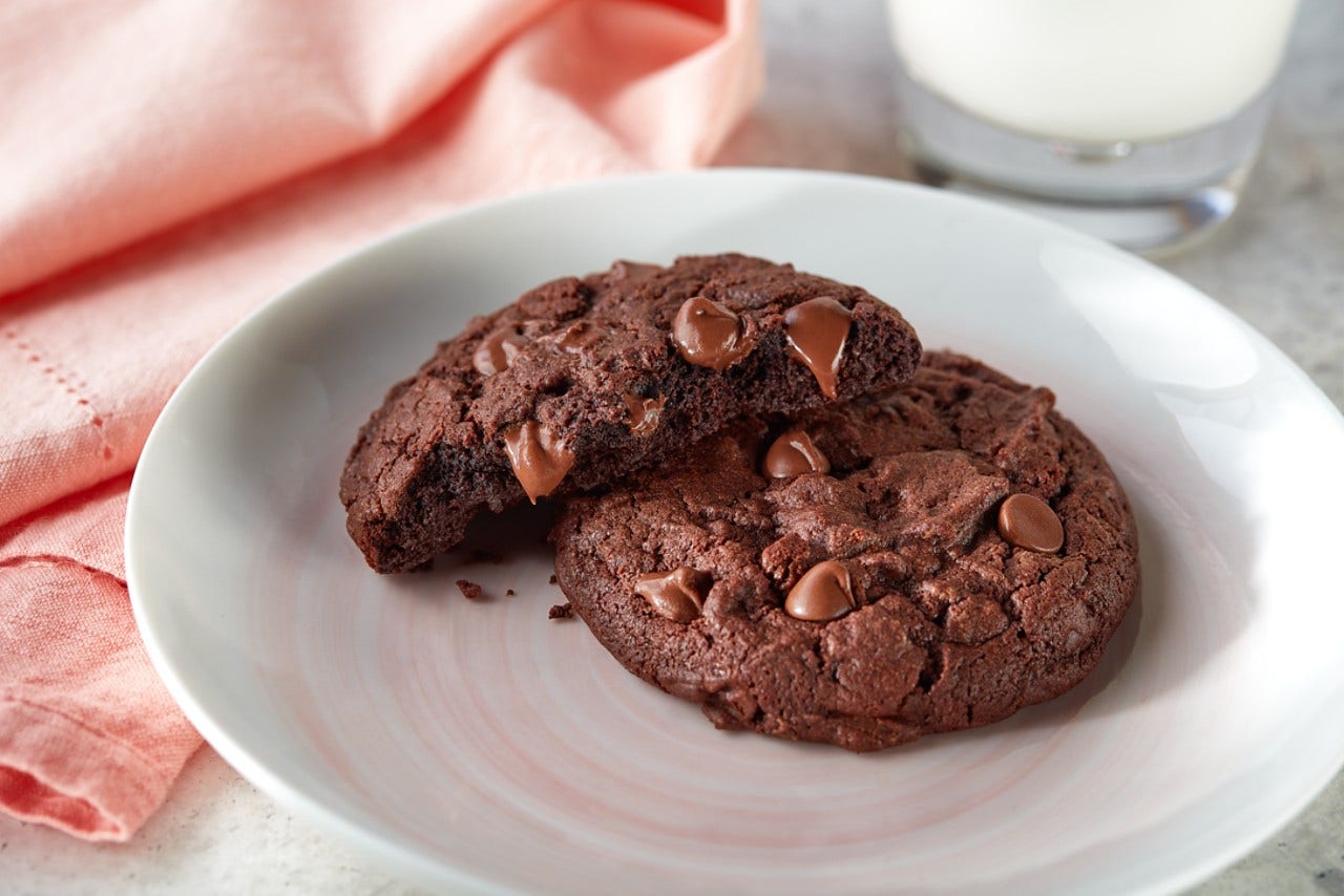 Betty Crocker Hershey's Triple Chocolate Brownie Mix, 20 oz, 4 ct