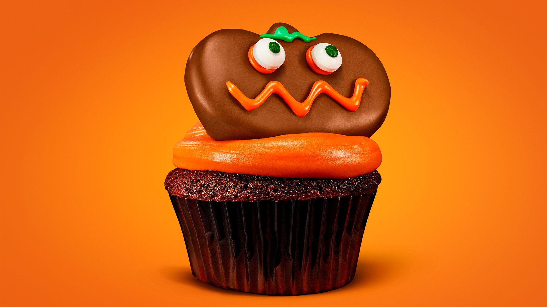 Pumpkin Patch Brownie Cupcakes Recipe | Hersheyland