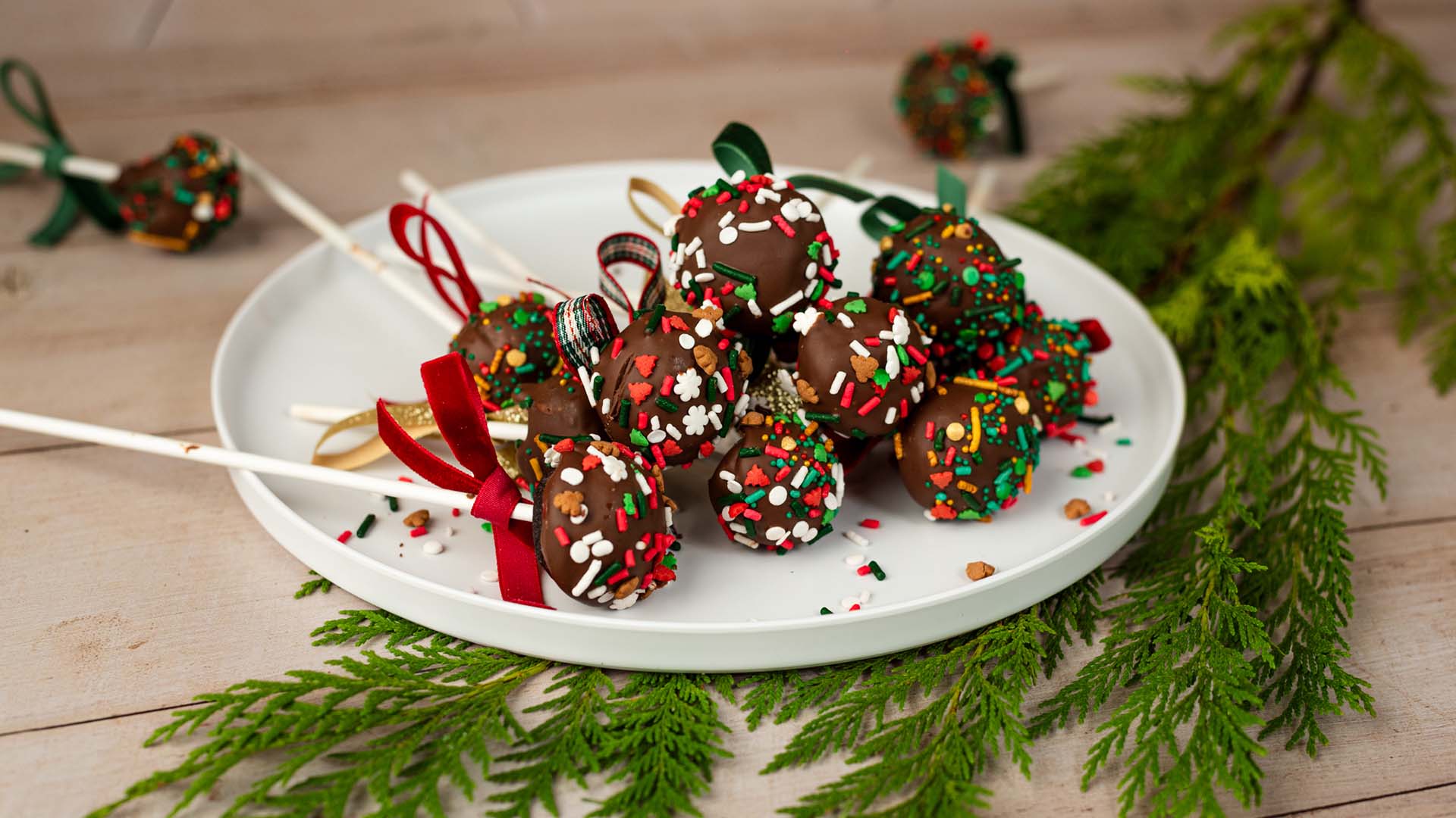 christmas brownie pops