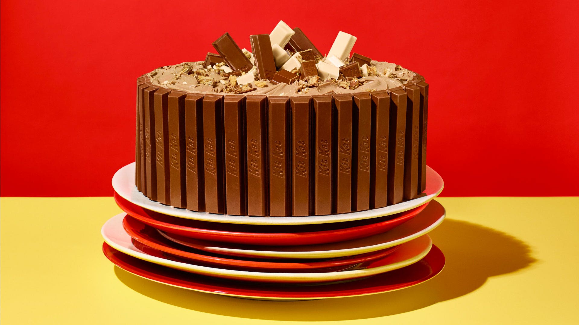 KIT KAT® Chocolate Layer Cake Recipe | HERSHEY\'S