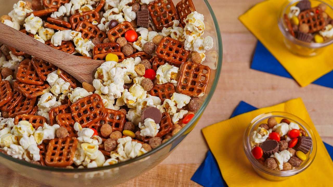 game day party snack mix
