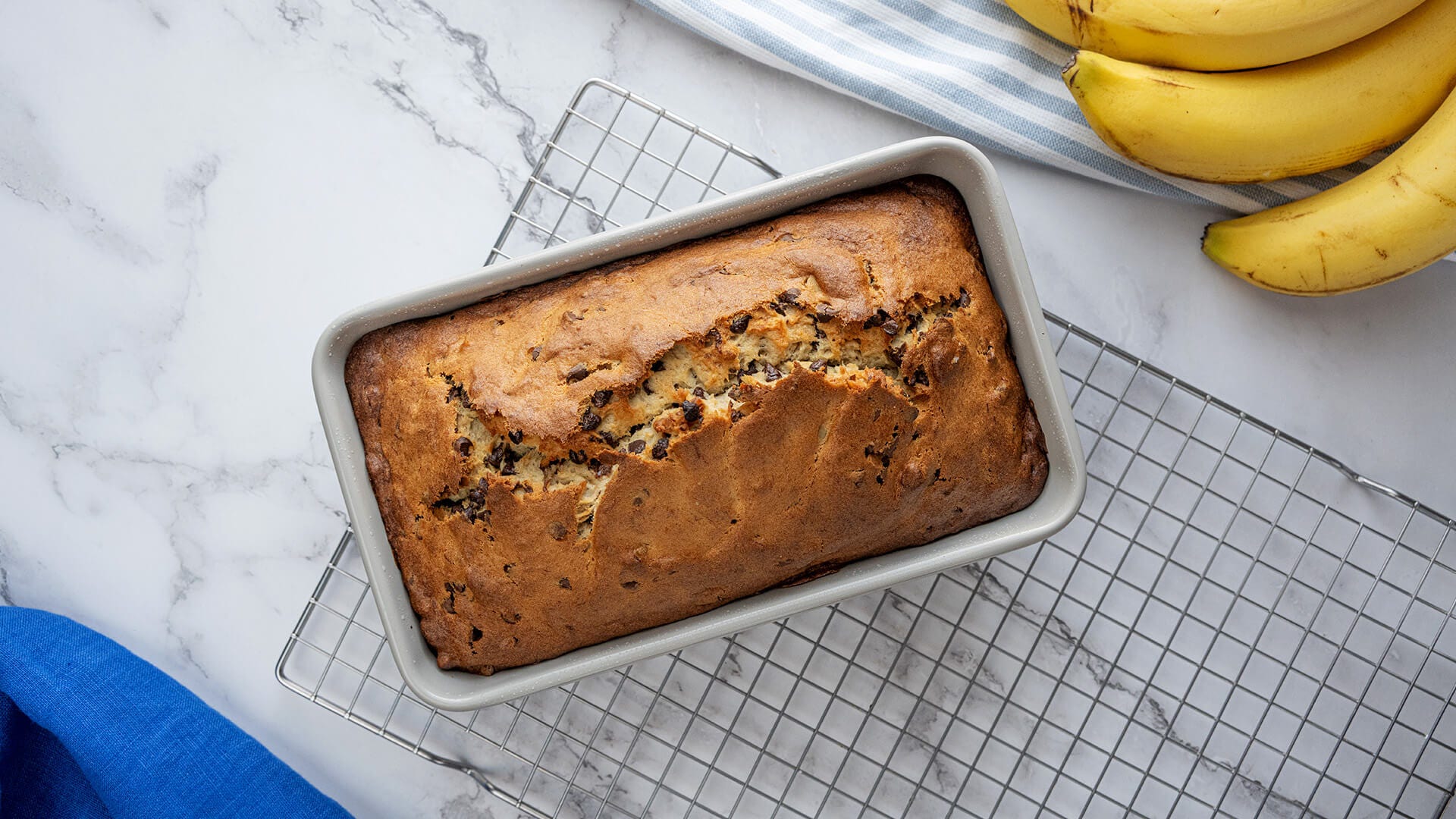 baked chocolate chip banana bread 