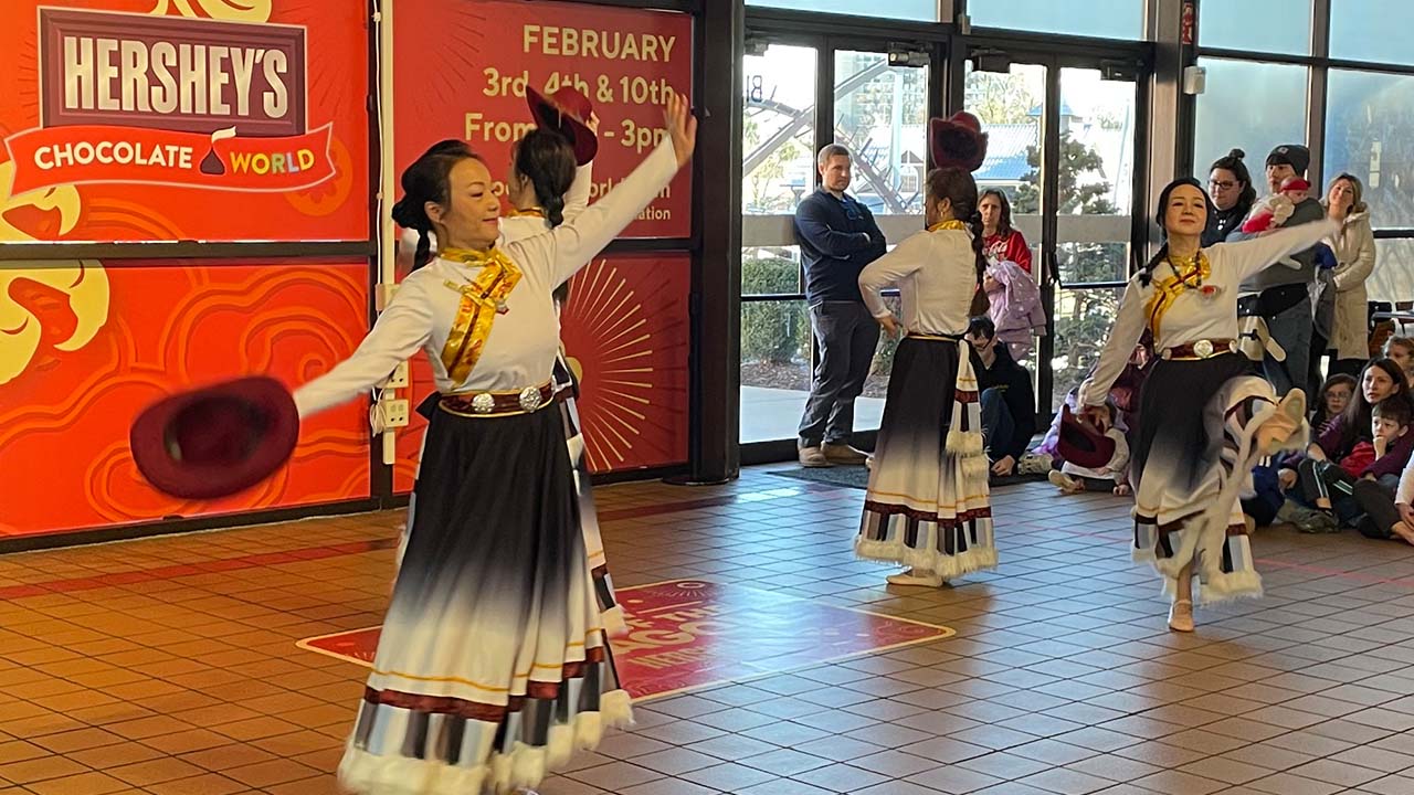 lunar new year celebration at hershey's chocolate world