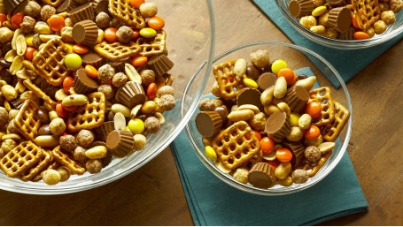 bowls of reeses party mix